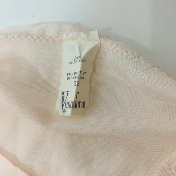Vintage 60s Baby Pink Slip Embroidered Daisies Venusform Lingerie
